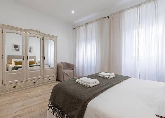 Comfortable Flat Near Marques De Pombal * Лиссабон