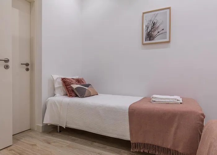 Apartamento Comfortable Flat Near Marques De Pombal Lisboa