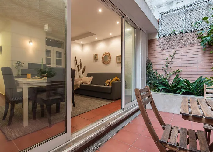 Comfortable Flat Near Marques De Pombal Lissabon