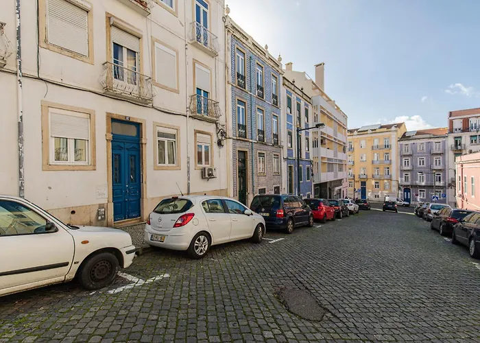 Comfortable Flat Near Marques De Pombal * Lizbona