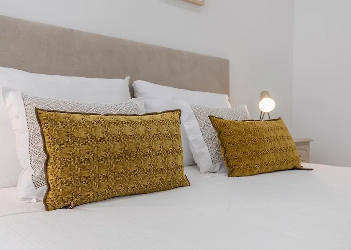 Comfortable Flat Near Marques De Pombal Apartament